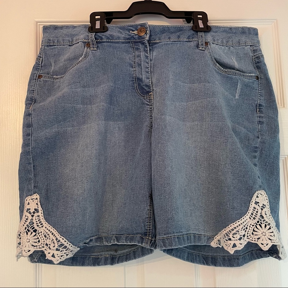 Reitmans Jean Shorts